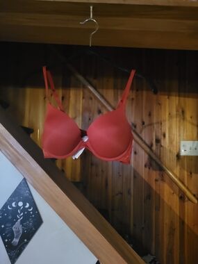 PINK Vs Push Up BRA size 36B